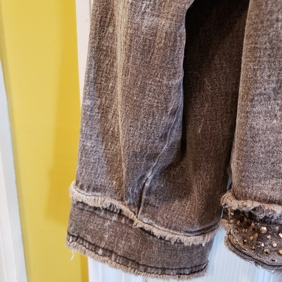 DG2 by Diane Gilman brown denim jacket with bling - Picture 4 of 11
